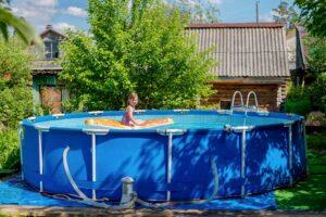 Mehr über den Artikel erfahren Aufstellpool im Garten: Flexibel, schnell und erfrischend